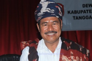 Penjabat Bupati Sumba Timur Jhon Hawula